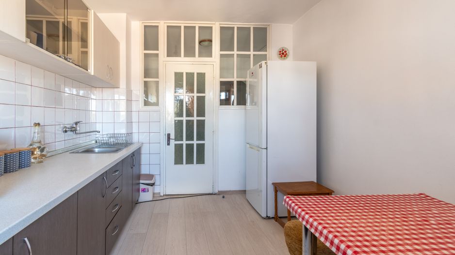 Apartament cu 2 camere decomandat de inchiriat Str.Bucuresti, 60mp - Poză 9
