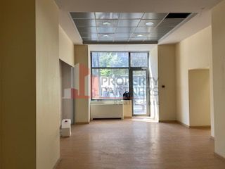 Spatiu comericial in cladire consolidata si renovata. - Poză 13