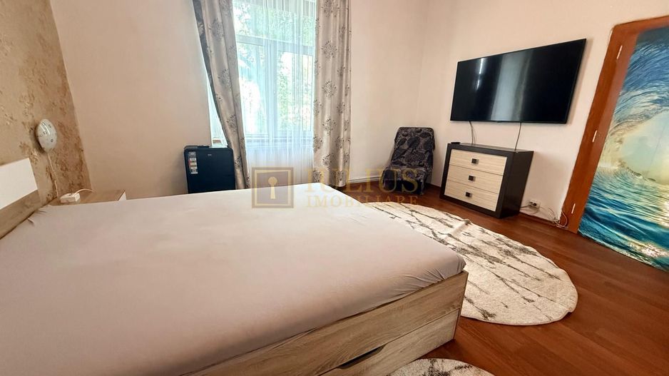 2 camere| Iosefin-vis a vis de Bega |zona superba| loc de parcare| curte comuna| - Poză 4