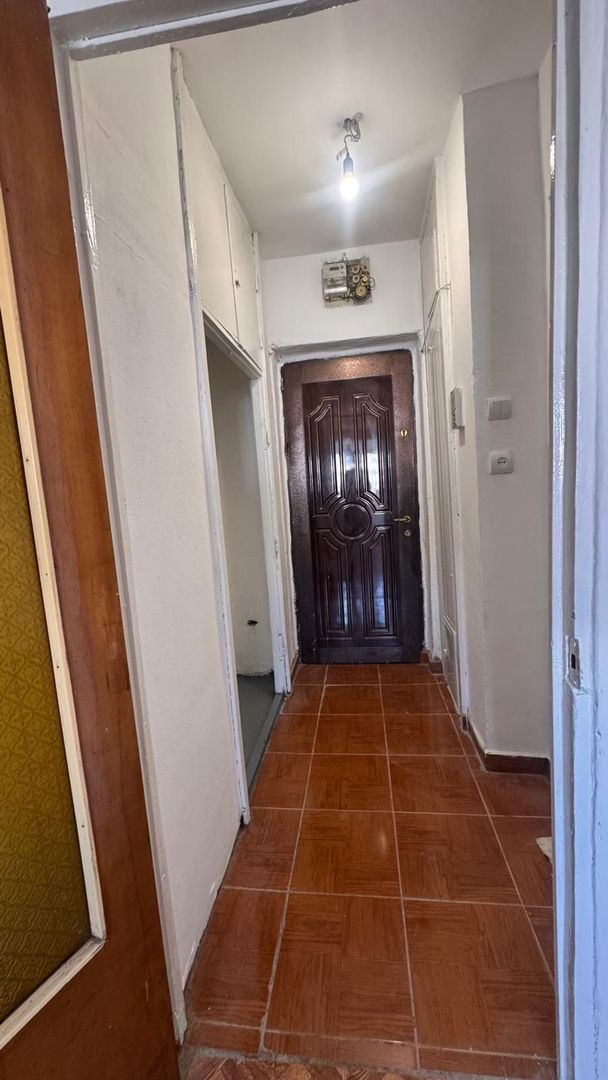 De vanzare Garsoniera Drumul Taberei - Poză 3