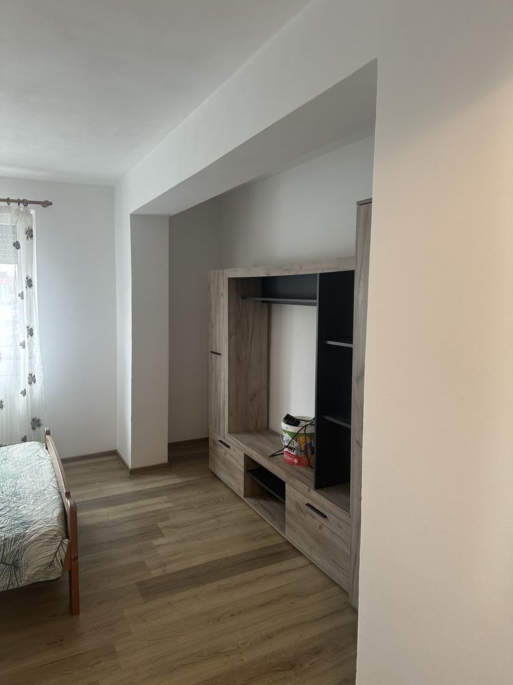 BRASADAS vinde garsoniera RENOVATA la PARTER in Micro 14. - Poză 5