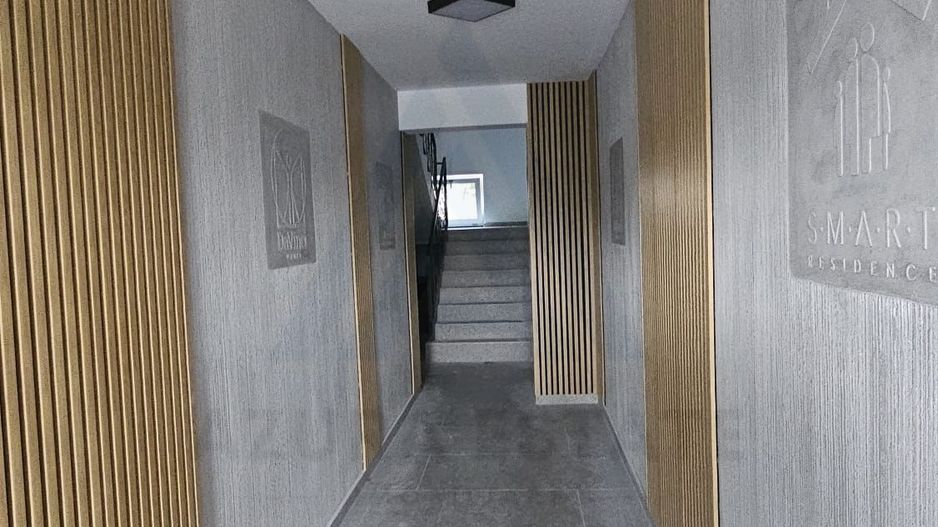 Apartament modern 49.7 mp utili 2 camere si curte 50 mp in Da Vinci - Poză 11