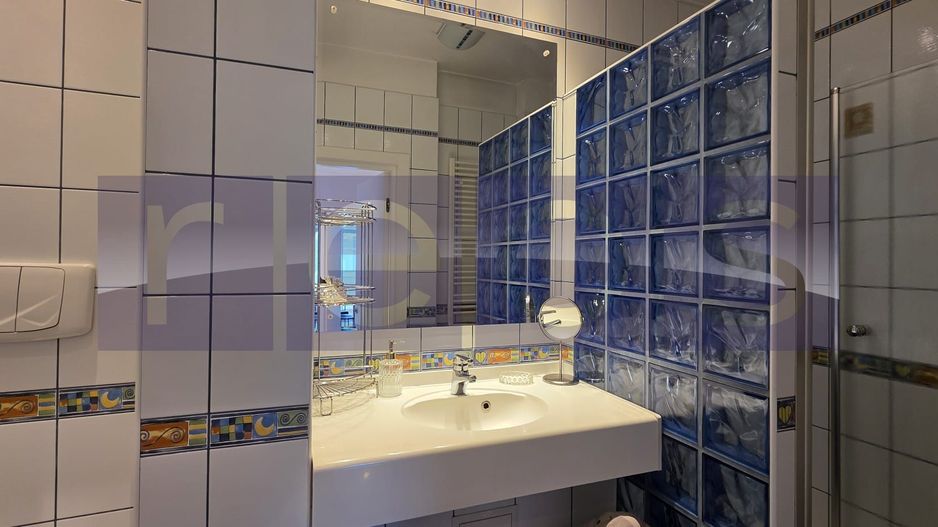 VANZARE 4 CAMERE DECOMANDAT  PRIMAVERII - PARCARE - Poză 19
