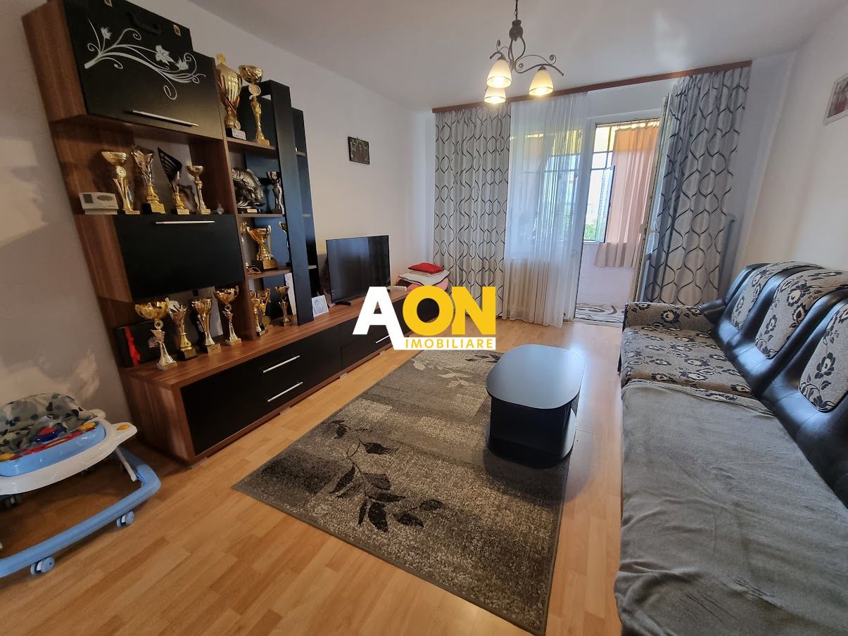 Apartament decomandat cu 3 camere, balcon, Ampoi 1 - Poză 1