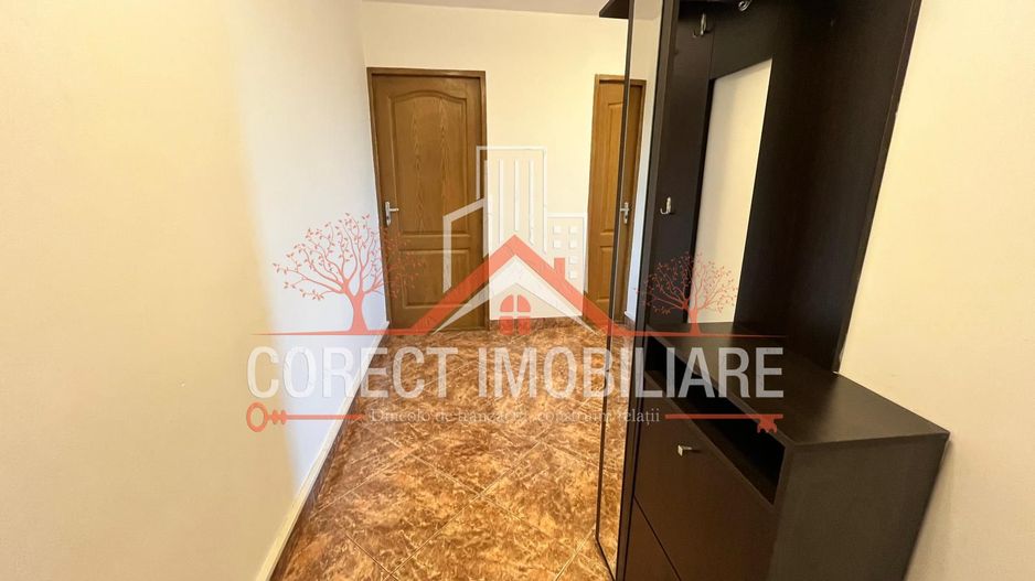 De vânzare apartament 2 camere decomandate – zonă centrală Bulevardul - Poză 3