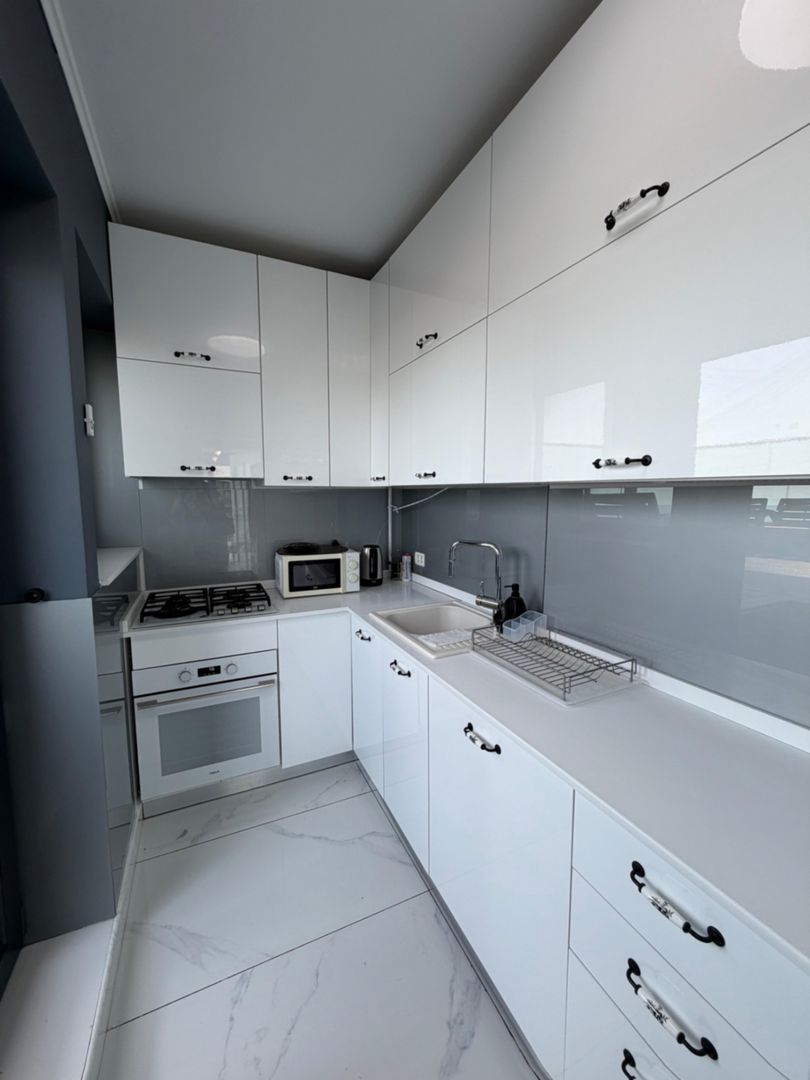 Penthouse Mamaia + 2 terase + curte 3 locuri de parcare - Poză 9