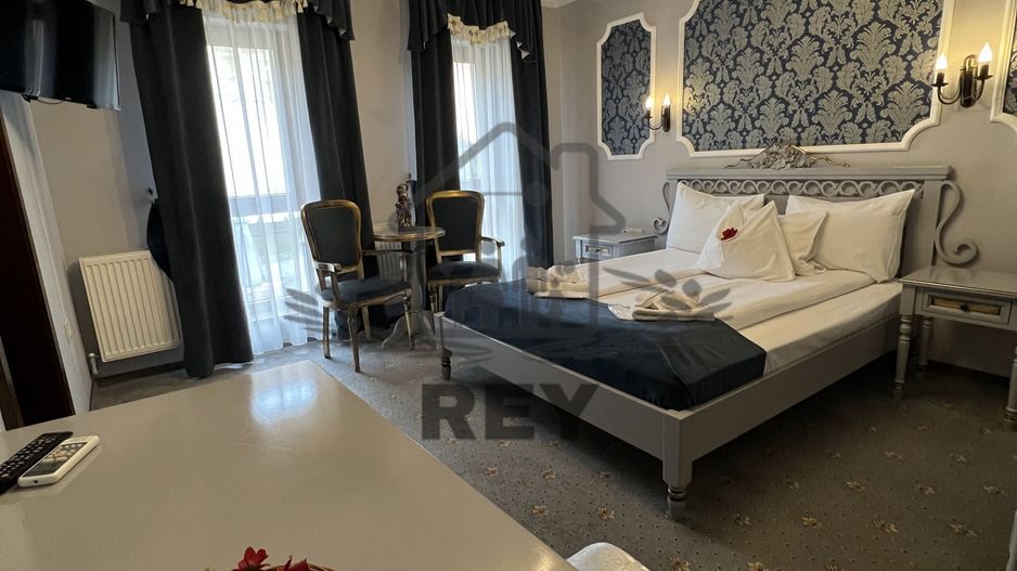 Vila de vanzare in zona Centrala/Orasul de jos - Poză 12