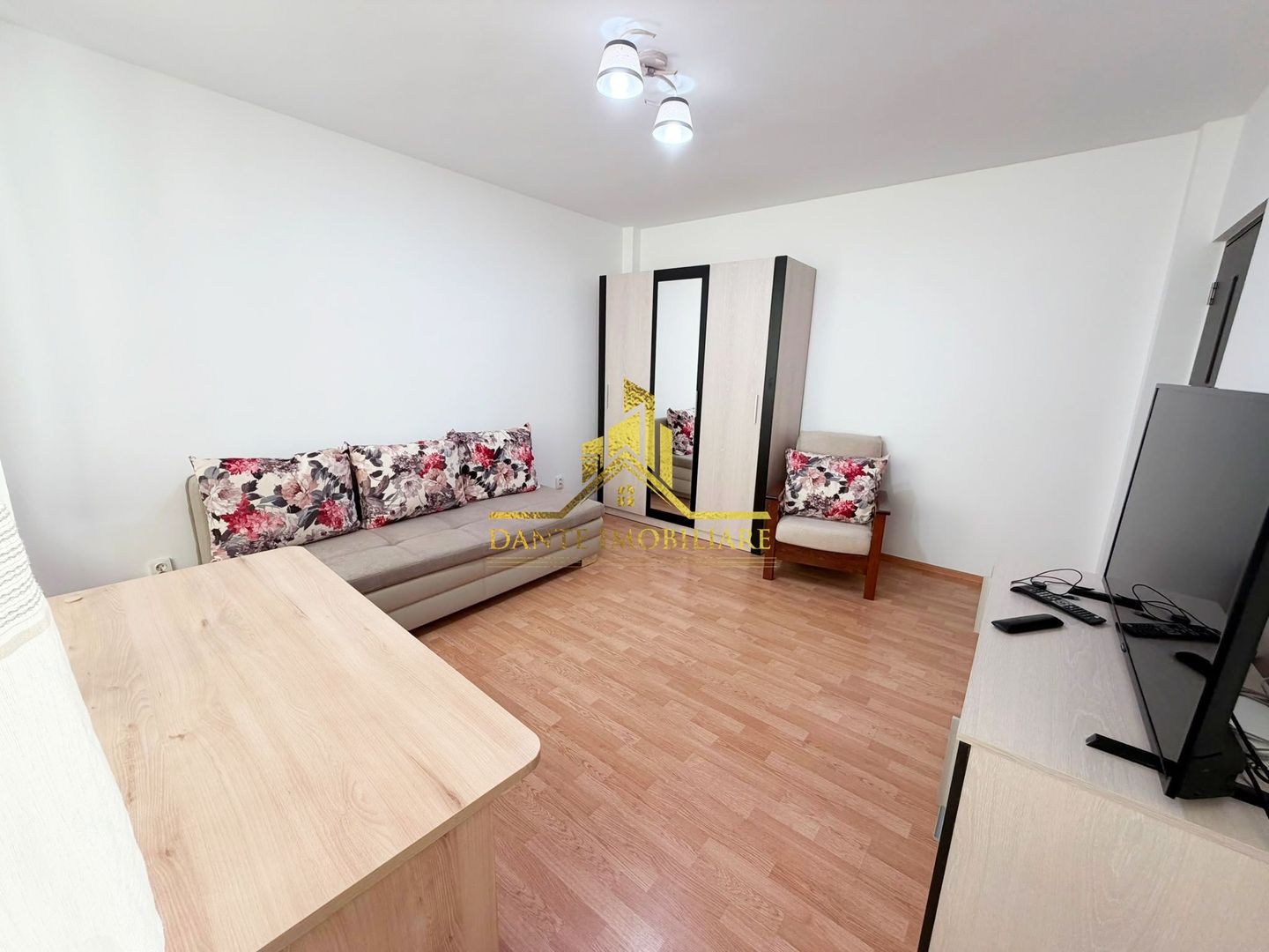 1 camera, decomandat, modern, bloc nou, balcon, Borhanci - Poză 3