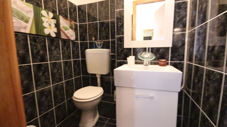 Apartament trei camere - Zona Aradului - Poză 7