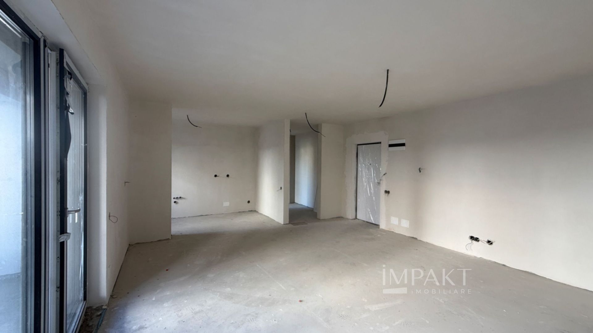 Apartament spatios cu 2 camere semidecomandat zona Iulius Mall - Poză 2