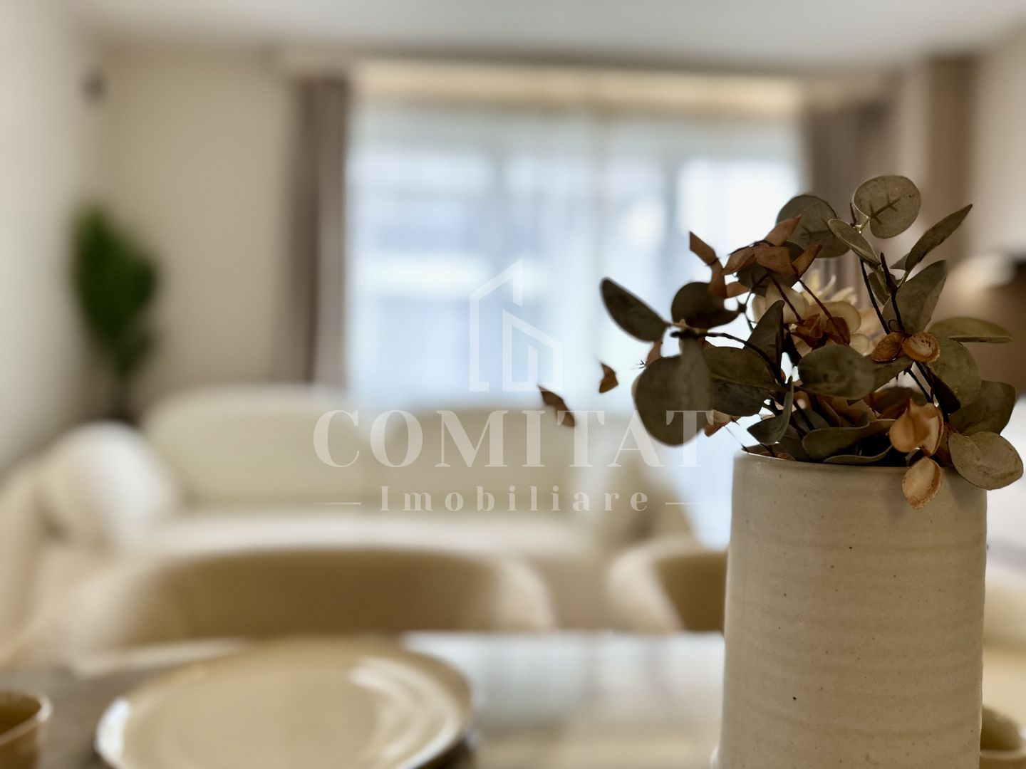 Apartament Ultrafinisat | Etaj intemrediar | Zona Florilor-Floresti - Poză 3