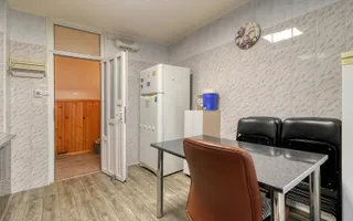 SUPER PRET-  Apartament 4 camere + boxa si parcare - Comision 0% - Poză 12