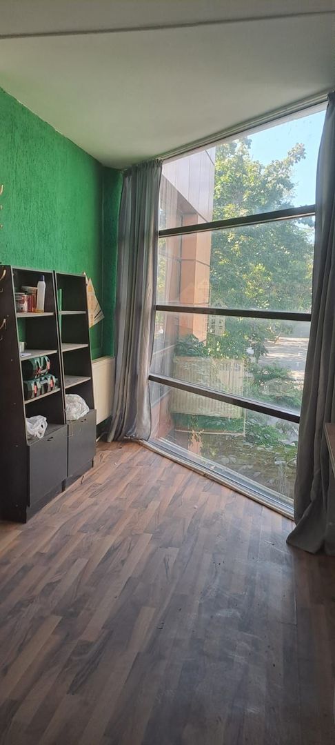 De inchiriat – Spatii de birouri in Micro 16, Galati - Poză 9