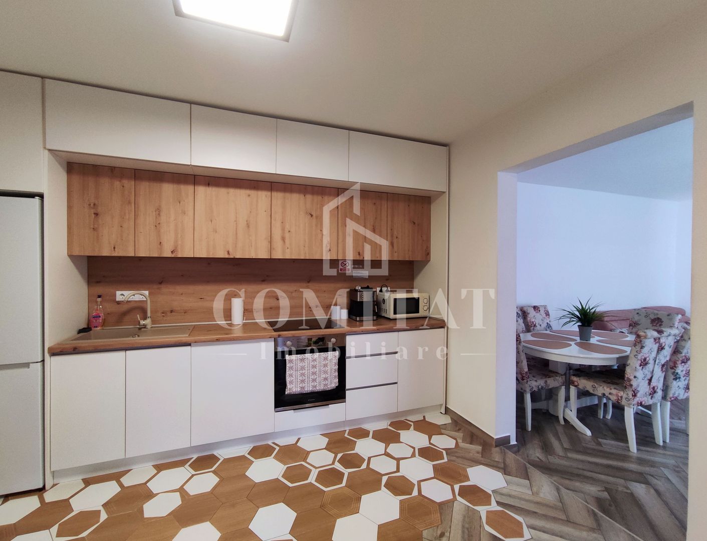 VILĂ ULTRAFINISATĂ | 3 CAMERE | ZONĂ ULTRACENTRALĂ | PRIMA ÎNCHIRIERE - Poză 1