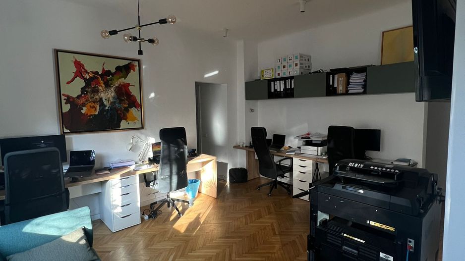 SPATIU DE BIROURI | ARCUL DE TRIUMF | MOBILAT | GRADINA CU TERASA - Poză 4