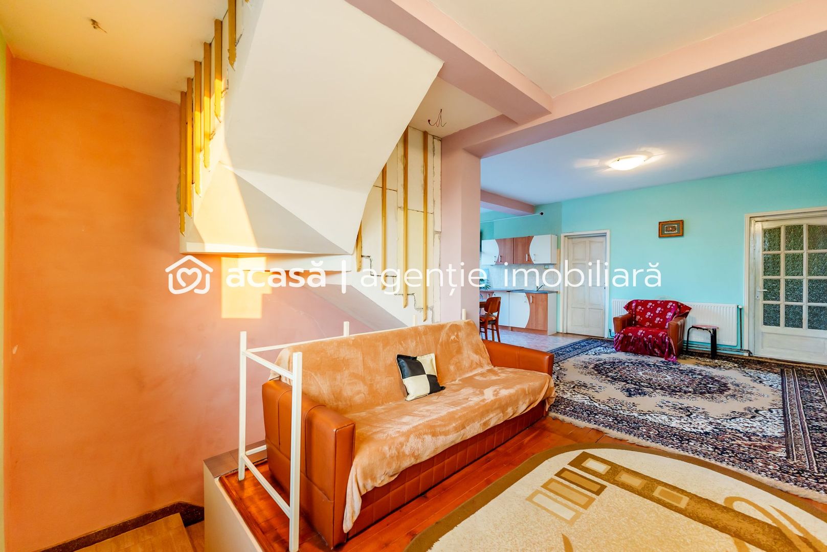 Casă  în Grădiște. Zonă foarte liniștită. - Poză 12