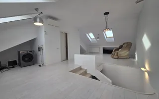 Vilă  cu mansardă, piscină și design modern – Tunari - Poză 30