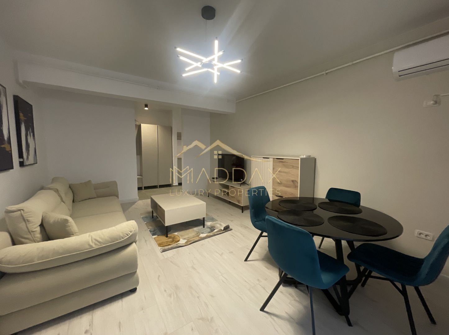 Apartament 2 camere**mobilat LUX//Central - Poză 2