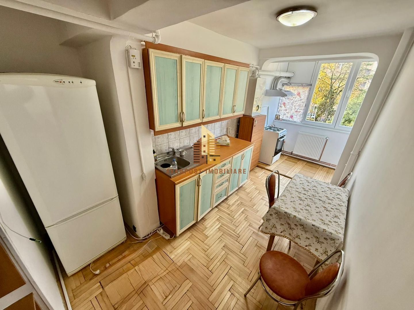 | Apartament cu 2 camere de vanzare | Cartierul Grigorescu | Etaj intermediar | - Poză 3
