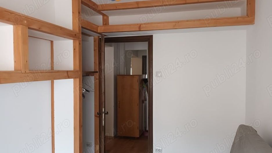 Apartament cu 3 camere in zona Lacul-Tei - Poză 3