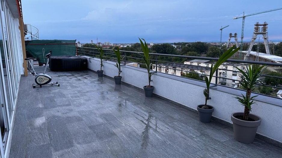 Vand penthouse lux vedere panoramica ultimul etaj - Poză 4