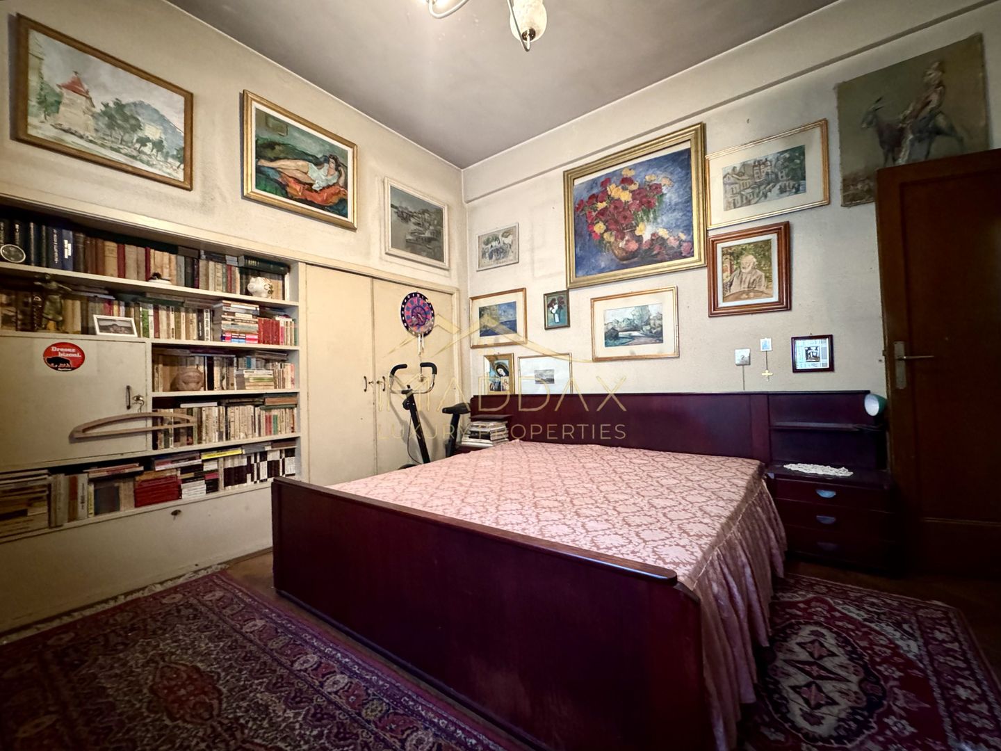 Vila cu 6 camere *310mp*  + Garaj // Primăverii - Poză 23