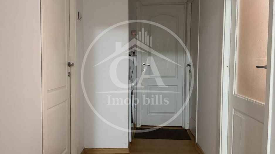 Apartament de vânzare cu 4 camere în zona Decebal, Oradea - Poză 10