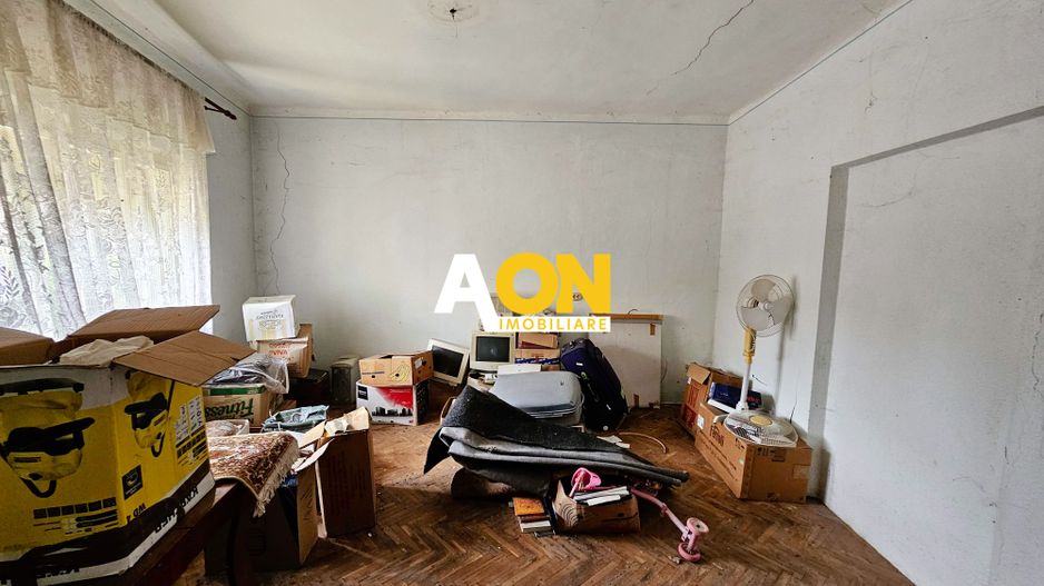 Casa veche, 5 camere, 287 mp teren, zona Prefectura. Necesita renovare - Poză 6