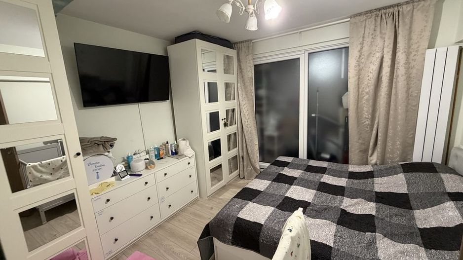 APARTAMENT RENOVAT CENTRALA PROPRIE ZONA VITAN - Poză 2