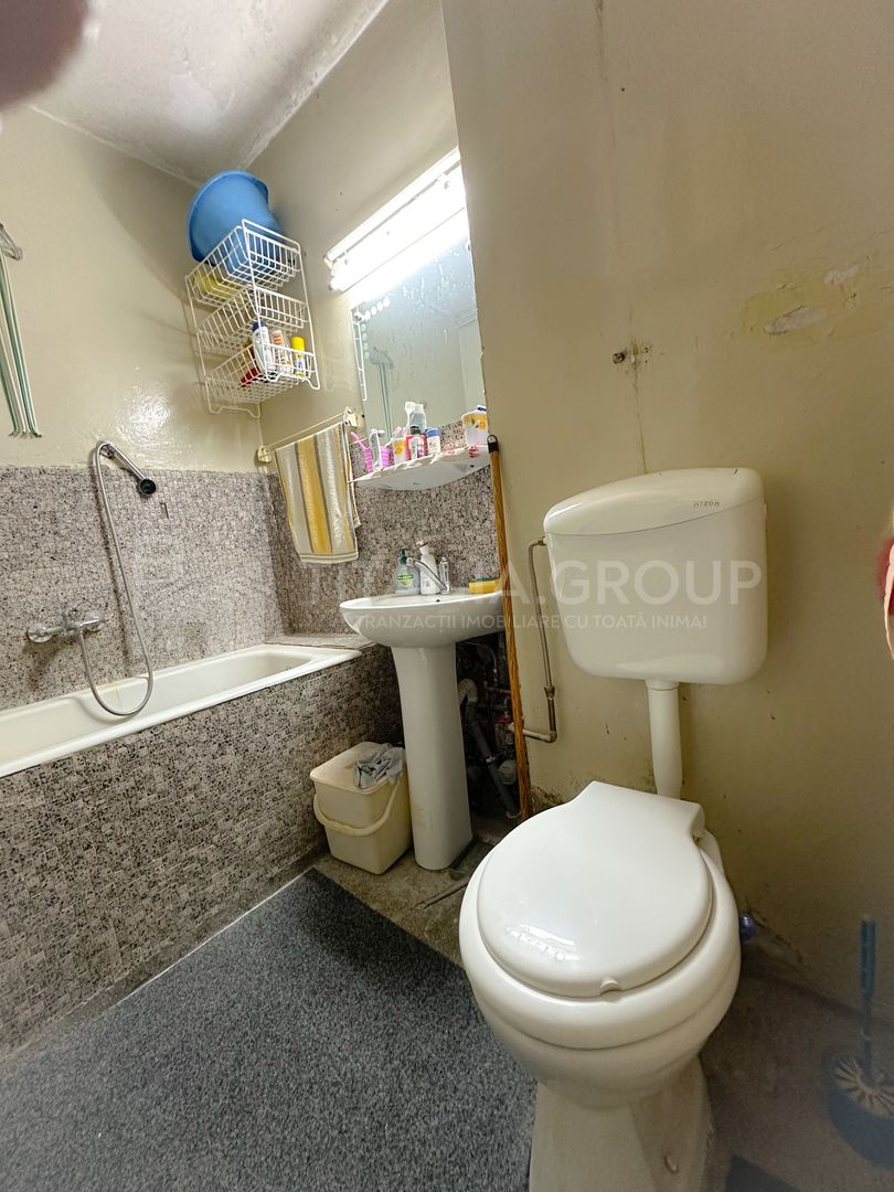 Garsonieră de vânzare în Bd. Victoriei cu vedere spre Tampa - Poză 6