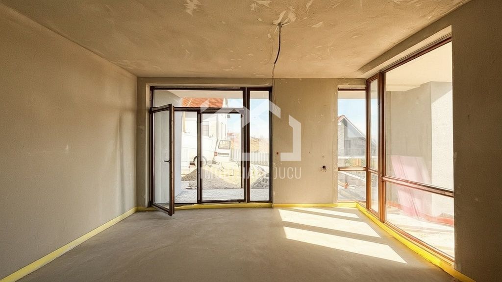 Casă individuală 4 camere, 120mp, Teren 800mp, Parcare, Jucu de Sus - Poză 2