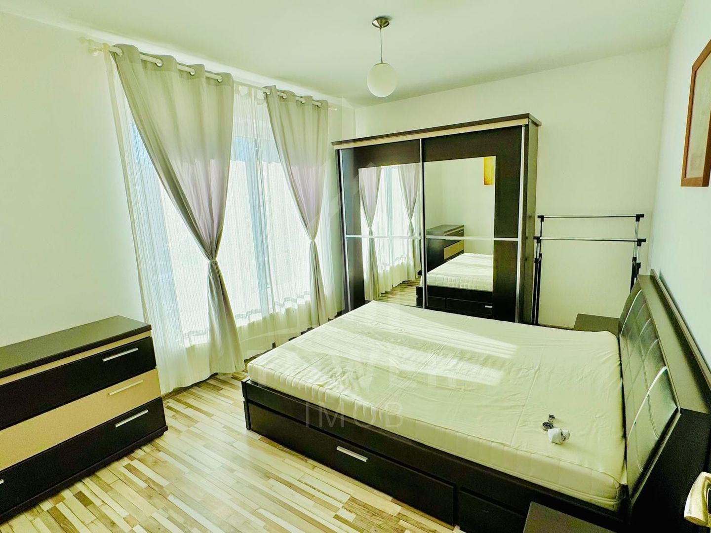 Apartament 3 camere | Swiss Village, Calea Cisnădiei  70 mp - Poză 3