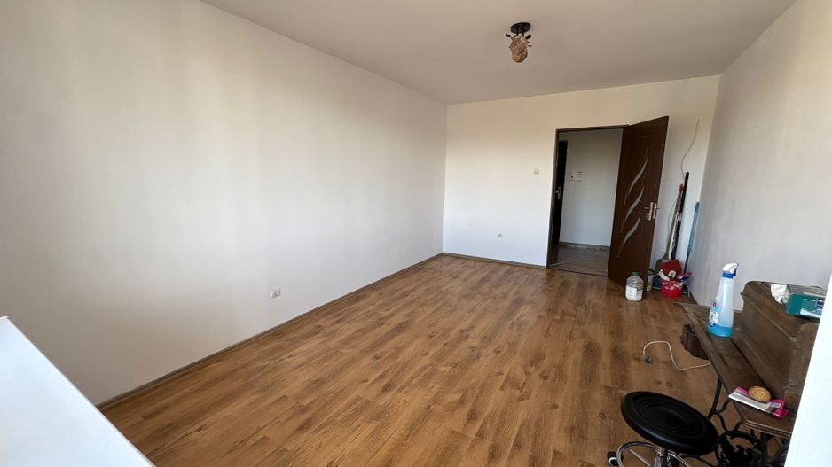 Apartament 2 camere 49 M² + balcon 10 M² cu priveliste Simeria - Poză 3