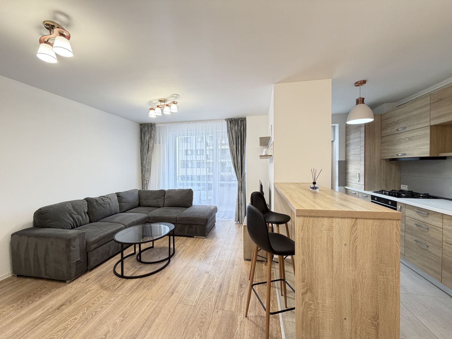 Studio - Coresi Avantgarden-Kasper - Poză 2