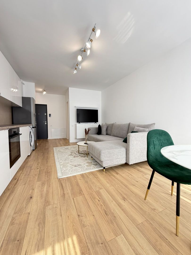 Apartament 2 camere, balcon, etaj intermediar, garaj, zona Eroilor - Poză 1