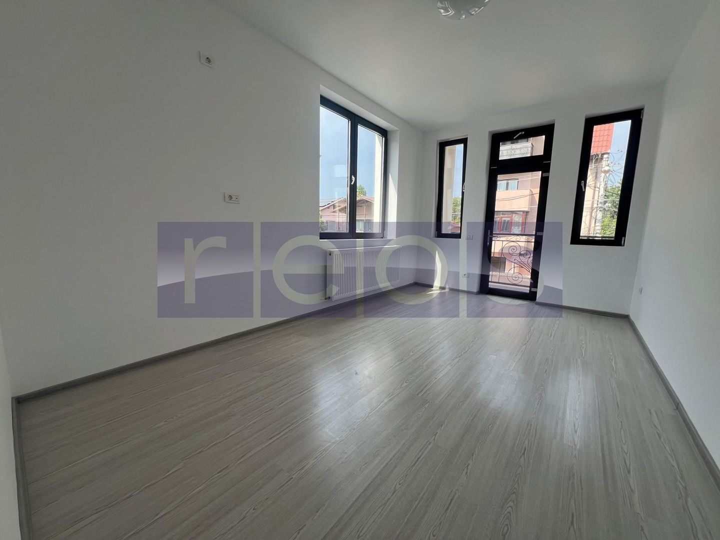 INCHIRIERE VILA P+2+M | NEMOBILATA | ZONA MIHAI BRAVU - Poză 4