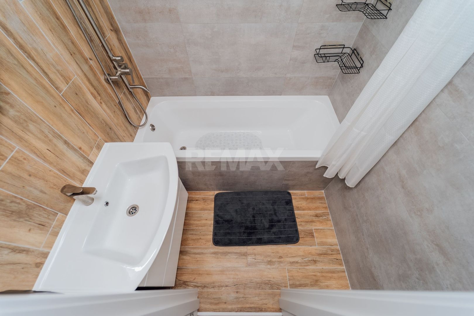 Se vinde apartament cu 3 camere, Botanica - Poză 11
