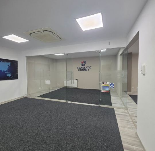 B-dul Mamaia - zona Delfinariu | Spațiu ideal pentru birou | 80mp - Poză 1