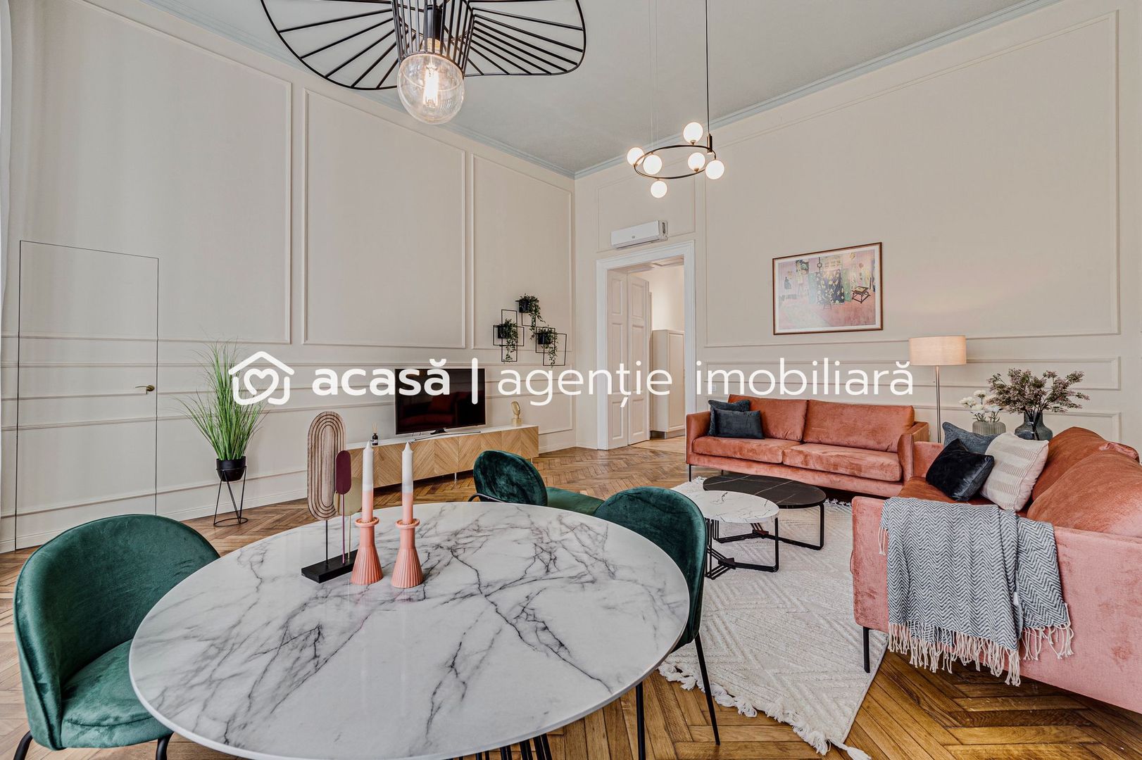 Apartament renovat in zona istorica - Poză 4
