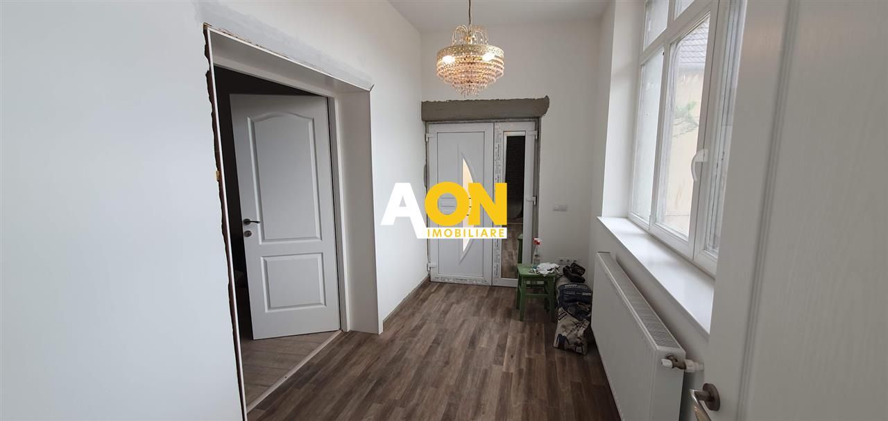 Casa 3 camere 2 bai renovata 655 mp teren Centru - Poză 16