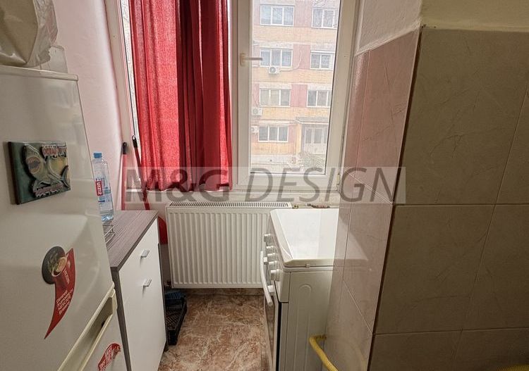 1 camera Blasovici etaj 1 - Poză 7