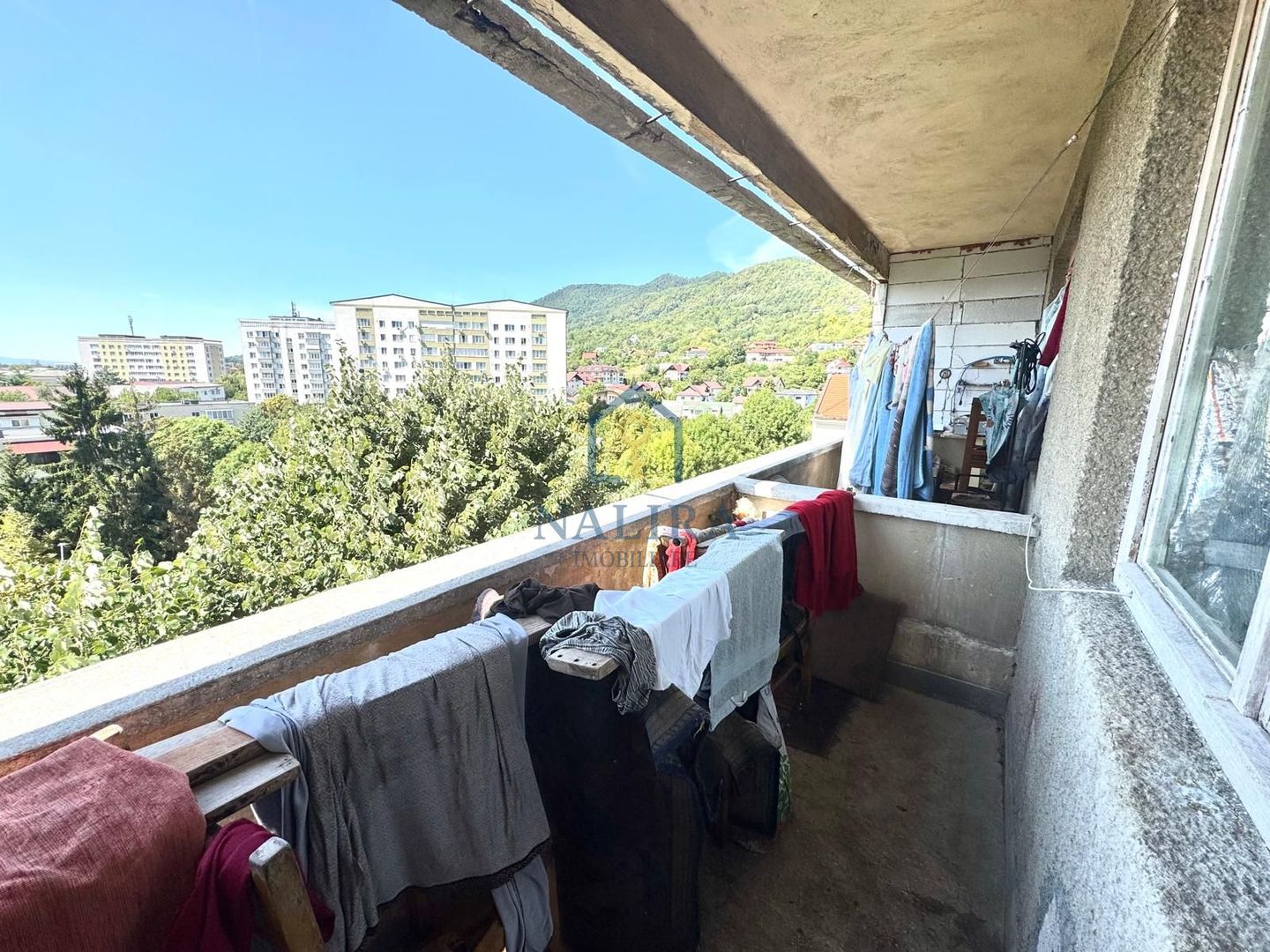 De vanzare - apartament 2 camere - Carter Sasar - etaj intermediar - Poză 3