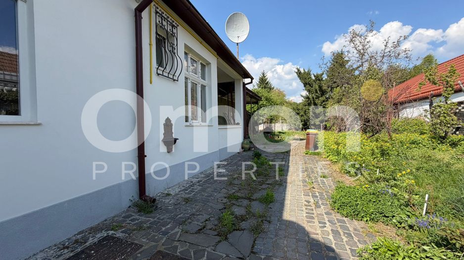 Casa renovata cu curte pentru inchiriere, zona Centrul Vechi - Poză 2