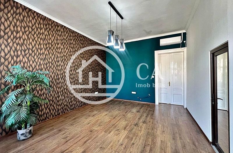 Spațiu birouri de închiriat cu 3 camere în zona Ultracentrala, Oradea - Poză 1