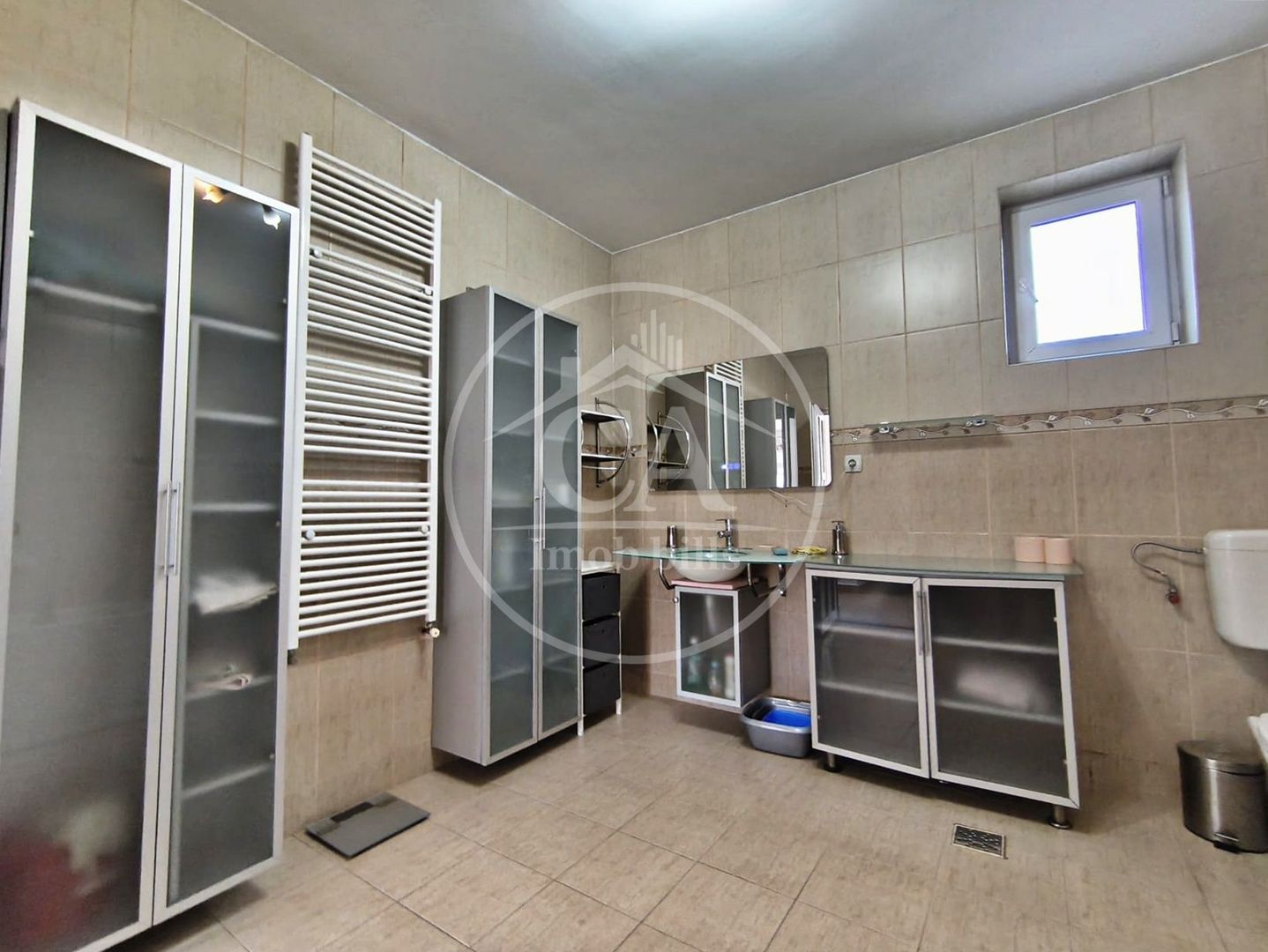 Casa de inchiriat cu 4 camere si piscina in Santandrei, Bihor - Poză 18