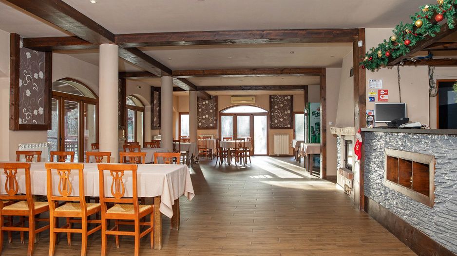 Pensiune, teren 4.460 mp, Hidișelul de Jos, Bihor. 685.000 Euro (neg). - Poză 14