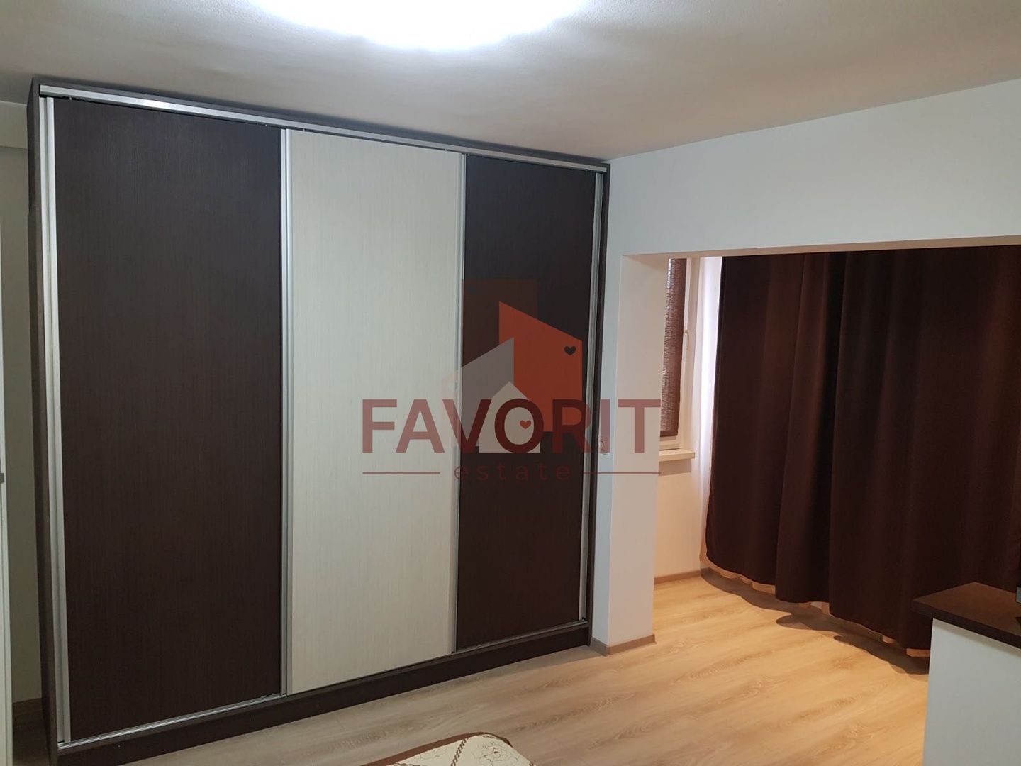 2 camere | centrala proprie | etaj intermediar | zona excelenta | - Poză 2