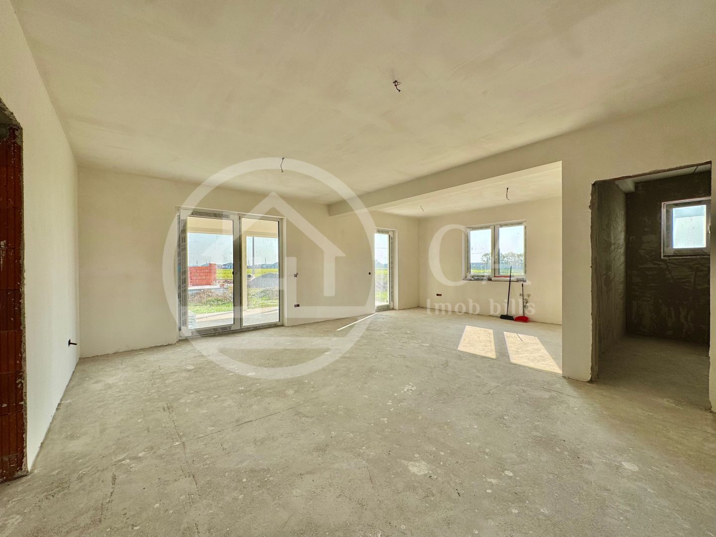 Casă de vânzare cu 4 camere in Sântandrei, Bihor - Poză 3