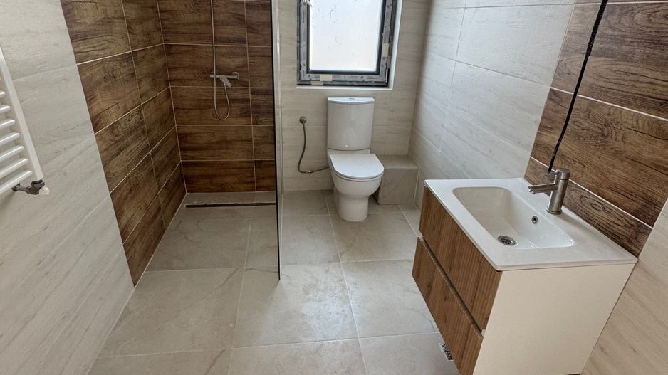Individuala Otopeni, Odaile, curte MARE, 6 CAMERE - Poză 6