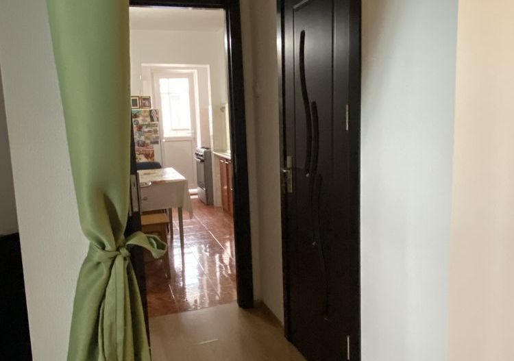 4 camere, decomandat, renovat, Micro39 B - Poză 3